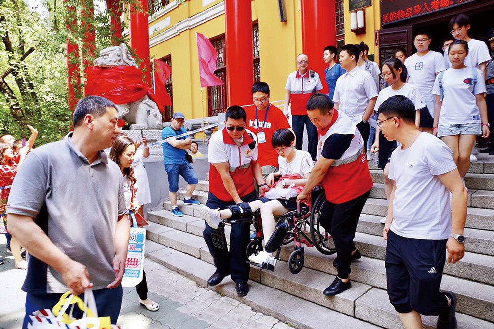 8b3-1000.jpg 8b3-1000.jpg